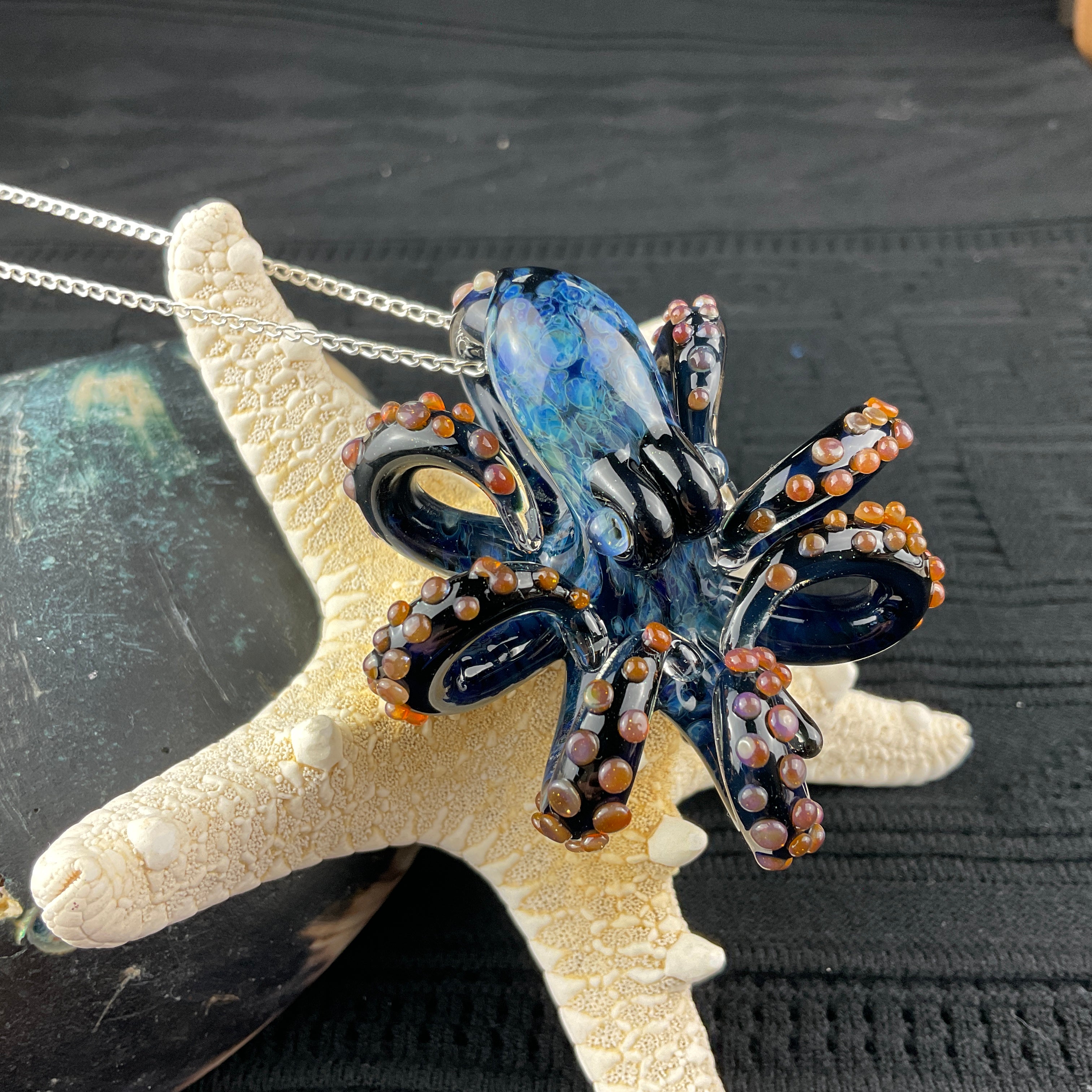 Glass deals octopus pendant